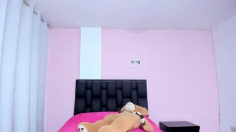 Zoey online show from July 26, 11:00 pm