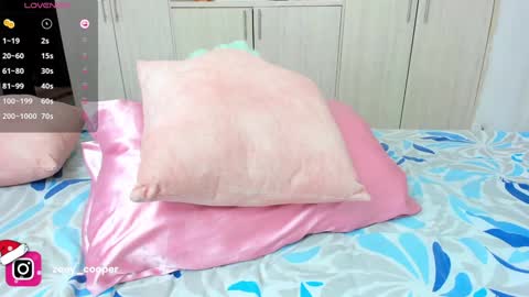 Snapshot of zoey_cooper chatting on December 15, 2:16 pm zoey Independent model online show from December 15, 2:16 pm