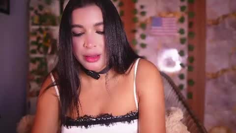 Snapshot of zoey_fox_ chatting on July 10, 12:48 am zoey fox online show from July 10, 12:48 am