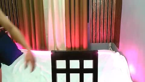 Snapshot of zoey_pleasure chatting on November 16, 11:49 am zoey online show from November 16, 11:49 am