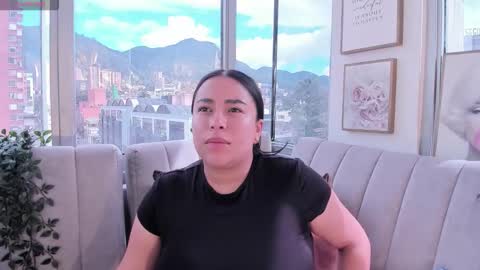 Snapshot of zoey_thommpson chatting on October 7, 7:55 pm zoey thommpson online show from October 7, 7:55 pm