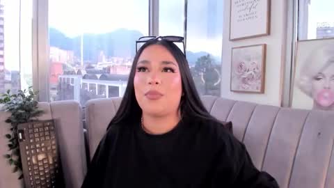 Snapshot of zoey_thommpson chatting on October 10, 7:46 pm zoey thommpson online show from October 10, 7:46 pm