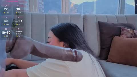 Snapshot of zoey_thommpson chatting on October 30, 3:24 pm zoey thommpson online show from October 30, 3:24 pm