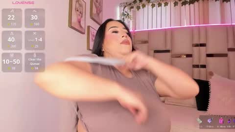 Snapshot of zoey_thommpson chatting on November 15, 8:49 pm zoey thommpson online show from November 15, 8:49 pm