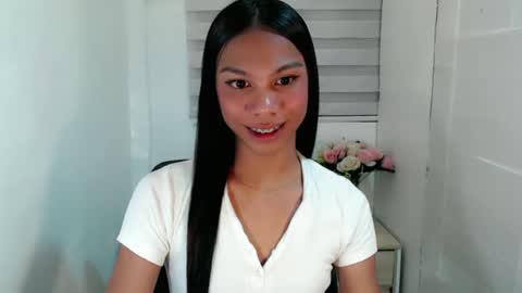 Snapshot of zoeygorgeous19 chatting on January 27, 7:03 pm zoey online show from January 27, 7:03 pm