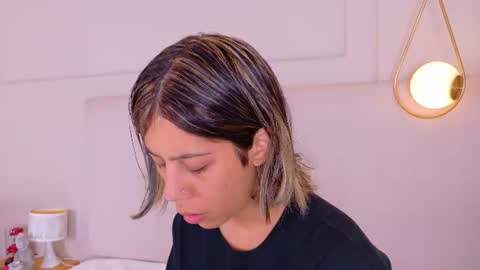 Zoey online show from July 28, 7:04 pm