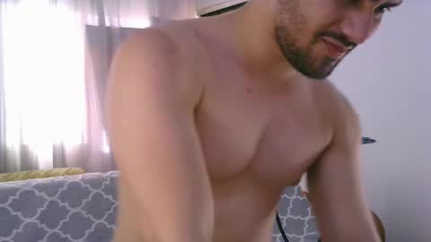 ZohanMohamed online show from February 18, 9:00 pm