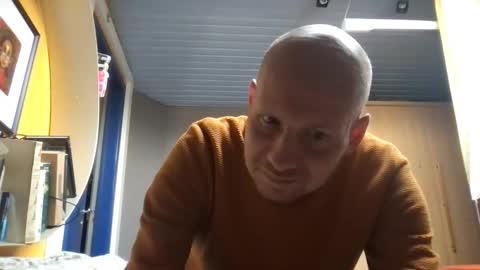 zolexthomas online show from March 8, 3:05 pm