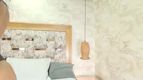 zoley  online show from October 26, 3:01 am