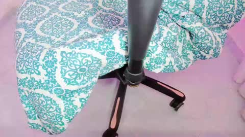 Alicie online show from March 4, 3:37 pm