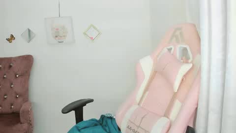 Alicie online show from June 8, 4:57 am