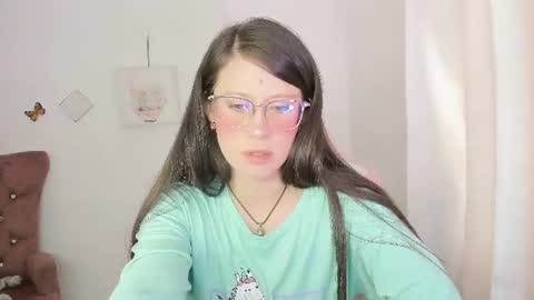 Alicie online show from June 18, 3:27 pm