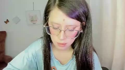 Alicie online show from June 26, 4:44 pm