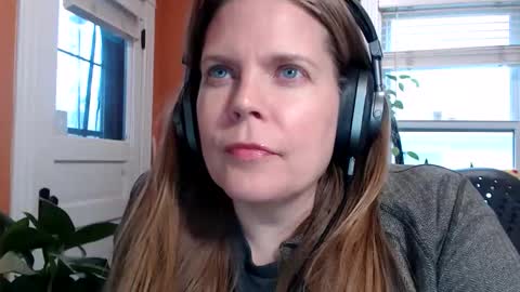 Snapshot of zorazaftig chatting on March 5, 10:39 pm ZoraZaftig online show from March 5, 10:39 pm
