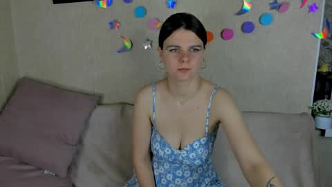 Snapshot of zorianaa_ chatting on June 5, 9:20 pm Zoriana online show from June 5, 9:20 pm