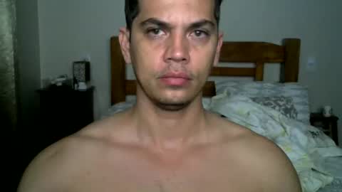 Snapshot of zoro_00 chatting on June 9, 12:39 pm zoro_00 online show from June 9, 12:39 pm