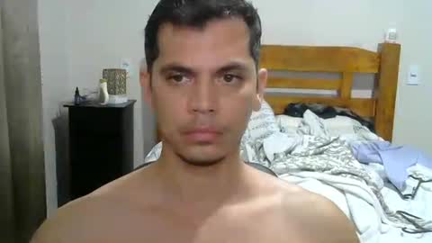 Snapshot of zoro_00 chatting on June 13, 2:48 pm zoro_00 online show from June 13, 2:48 pm
