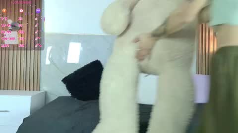 Violeta online show from February 4, 12:00 pm