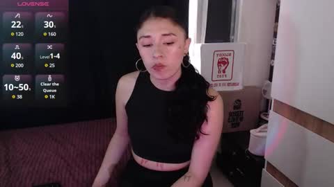 Snapshot of zowi_hottiee chatting on November 24, 3:45 pm cintya kors online show from November 24, 3:45 pm