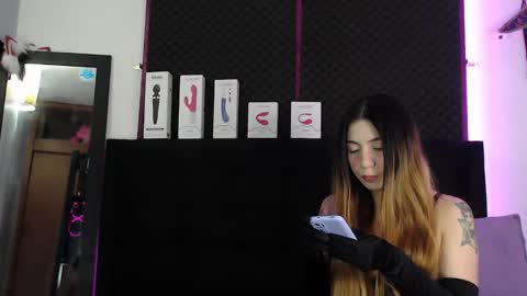 Snapshot of zpzphot chatting on December 14, 9:19 pm zpzphot online show from December 14, 9:19 pm