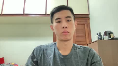 Snapshot of zseszsesz chatting on December 4, 3:10 pm Z online show from December 4, 3:10 pm