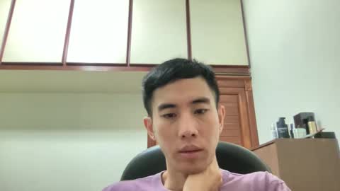 Snapshot of zseszsesz chatting on December 12, 3:27 pm Z online show from December 12, 3:27 pm