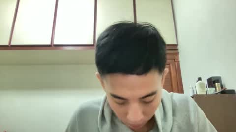 Snapshot of zseszsesz chatting on December 22, 5:34 am Z online show from December 22, 5:34 am