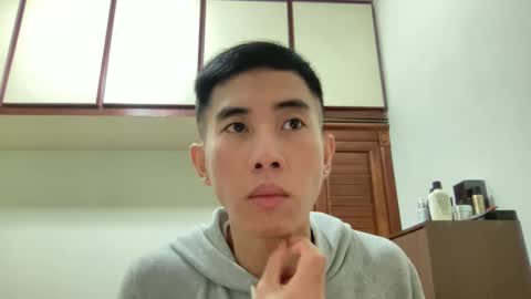 Snapshot of zseszsesz chatting on December 22, 2:49 pm Z online show from December 22, 2:49 pm