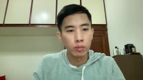 Snapshot of zseszsesz chatting on February 2, 3:32 am Z online show from February 2, 3:32 am