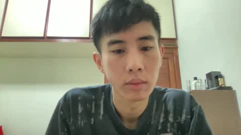 Snapshot of zseszsesz chatting on February 11, 3:29 pm Z online show from February 11, 3:29 pm