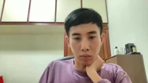 Snapshot of zseszsesz chatting on February 15, 3:39 pm Z online show from February 15, 3:39 pm