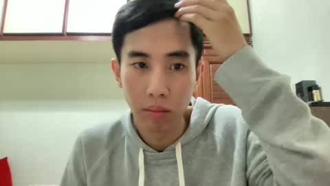 Snapshot of zseszsesz chatting on February 25, 3:05 pm Z online show from February 25, 3:05 pm