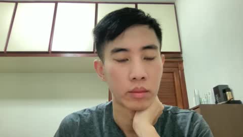 Snapshot of zseszsesz chatting on March 8, 3:28 am Z online show from March 8, 3:28 am