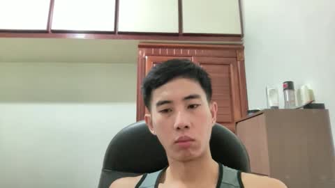 Snapshot of zseszsesz chatting on September 23, 4:32 pm Z online show from September 23, 4:32 pm