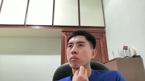 Snapshot of zseszsesz chatting on October 24, 4:36 pm Z online show from October 24, 4:36 pm