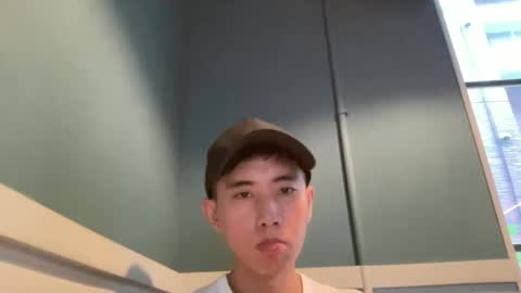 Snapshot of zseszsesz chatting on November 23, 7:08 am Z online show from November 23, 7:08 am