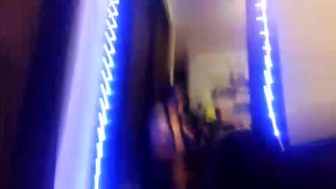 Snapshot of zug990 chatting on June 3, 12:57 am zug990 online show from June 3, 12:57 am