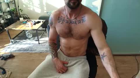 Zuko online show from March 1, 4:53 pm