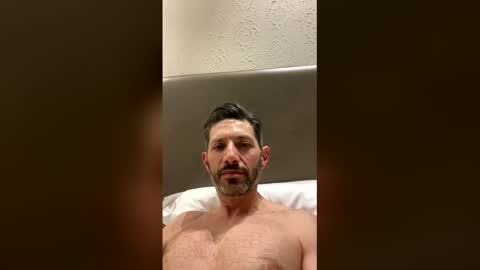 Snapshot of zulloking chatting on March 29, 5:29 am zulloking online show from March 29, 5:29 am