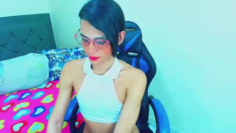 zulramth online show from July 11, 6:05 am