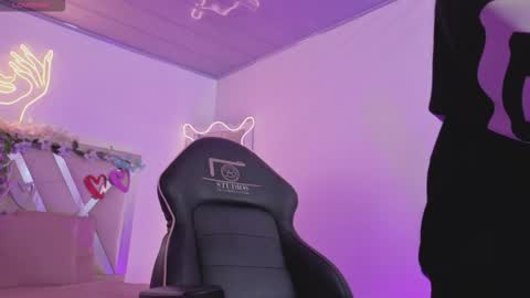 ZURY   online show from December 17, 11:27 am