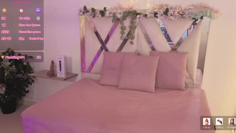 ZURY   online show from April 25, 1:41 pm