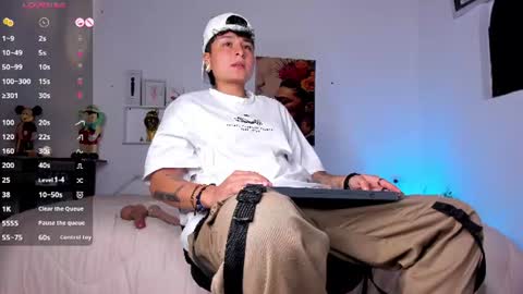 Snapshot of zuryramirez_ chatting on June 21, 5:21 am Zury Ramirez online show from June 21, 5:21 am