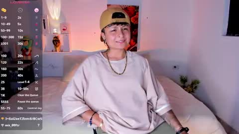 Snapshot of zuryramirez_ chatting on July 4, 11:22 pm Zury Ramirez online show from July 4, 11:22 pm