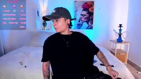 Snapshot of zuryramirez_ chatting on July 5, 9:33 pm Zury Ramirez online show from July 5, 9:33 pm