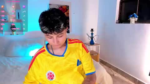 Snapshot of zuryramirez_ chatting on July 11, 11:17 pm Zury Ramirez online show from July 11, 11:17 pm