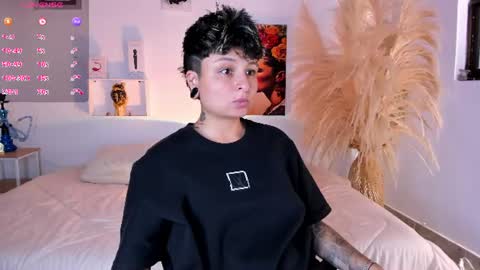 Snapshot of zuryramirez_ chatting on July 17, 9:08 pm Zury Ramirez online show from July 17, 9:08 pm