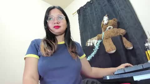 Snapshot of zusan_king_ chatting on July 20, 12:47 am Im Zusan My schedule is from 1030pm to 430 am colombian time online show from July 20, 12:47 am