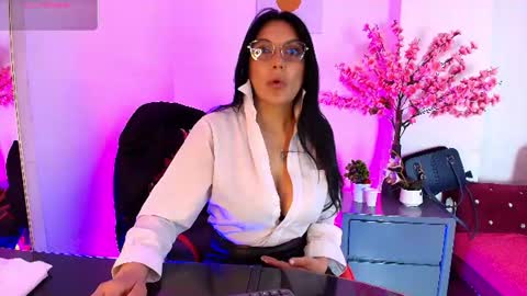 Snapshot of zuzana21 chatting on June 20, 12:41 pm Zuzana21 online show from June 20, 12:41 pm
