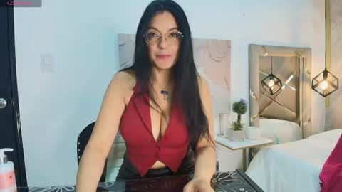 Snapshot of zuzana21 chatting on July 10, 1:47 pm Zuzana21 online show from July 10, 1:47 pm
